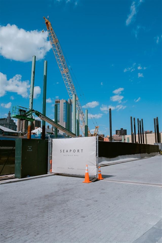 Styrke, Præcision og Rækkevidde: Bæltekranens Rolle i Moderne Konstruktion